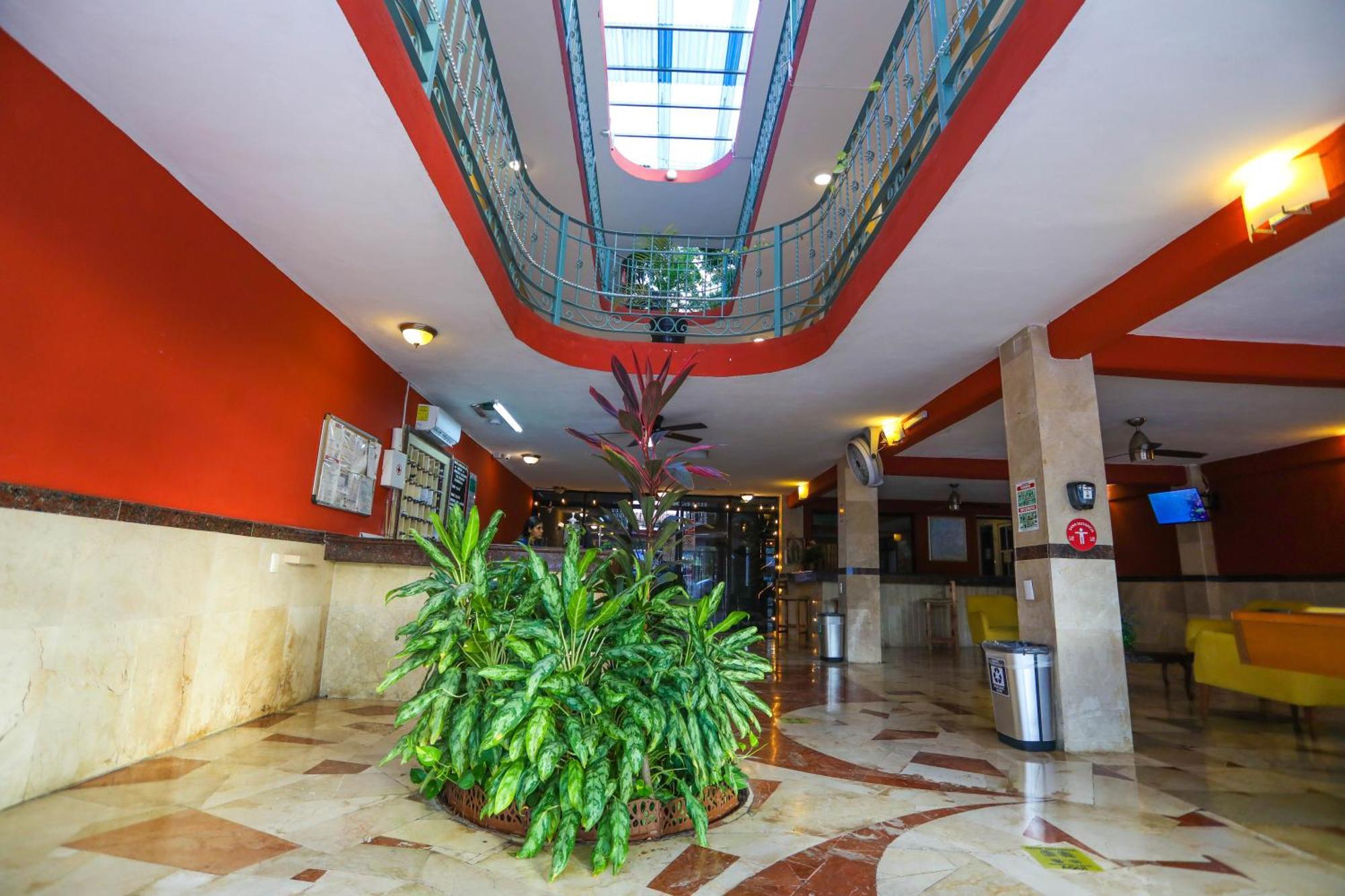 Hotel Santa Maria Канкун Экстерьер фото
